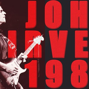 JOHN DIRVEN SPEELT GITAAR